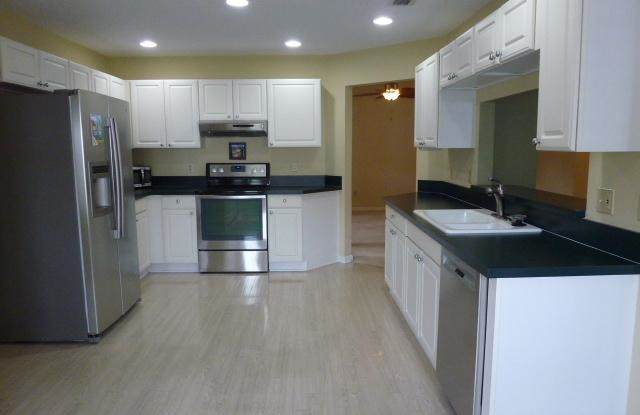 5069 MARBLE EGRET DR S Gallery 2