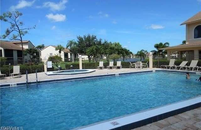 8534 Charter Club Circle unit: 8 photos photos