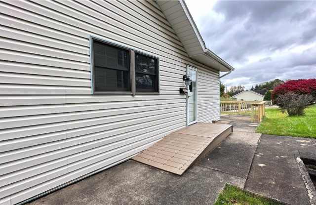 205 University St photos photos