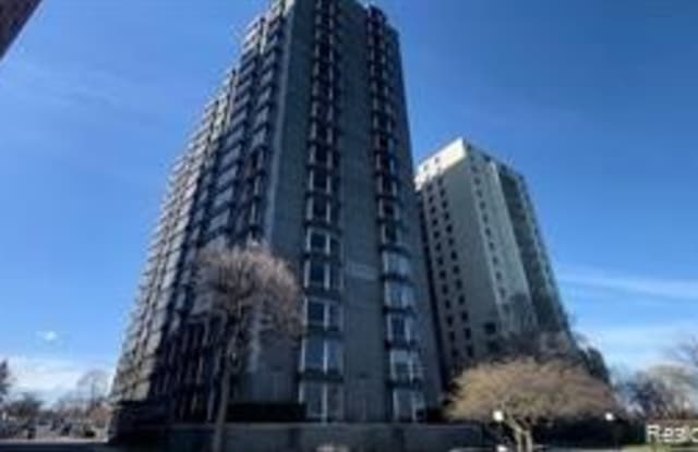 8200 E JEFFERSON Avenue - 8200 E Jefferson Ave, Detroit, MI 48214