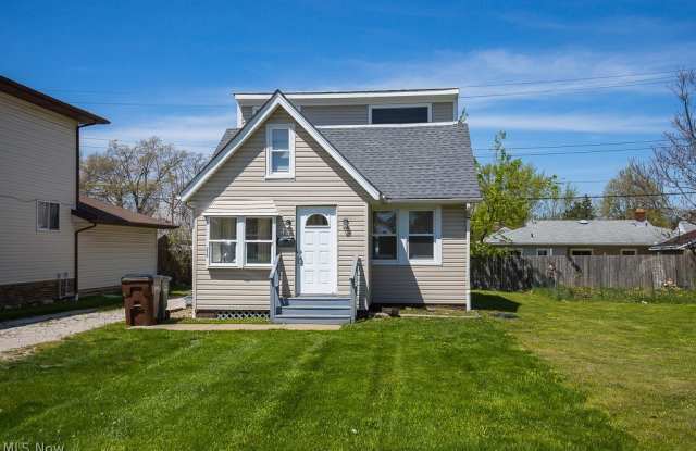3210 Snow Road - 3210 Snow Road, Parma, OH 44134