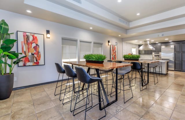 Villas Antonio Apartment Homes Gallery 4
