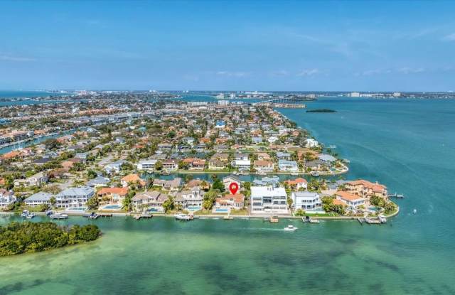 120 SANDS POINT Drive Gallery 4
