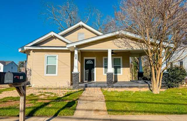 538 Perry Ave photos photos