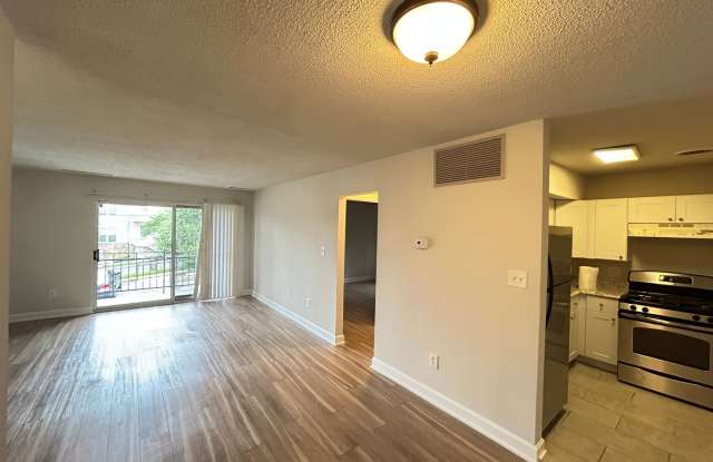 Renovated 1 bdrm, 1 bath Apt photos photos