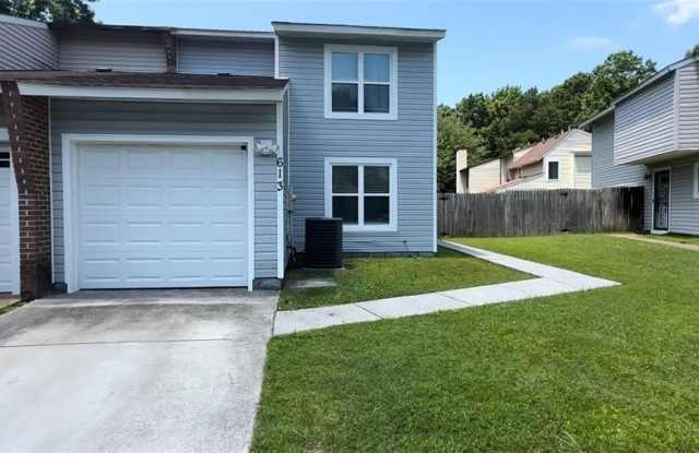 613 Folkstone Way photos photos