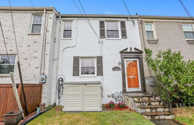 3012 Hickory St photos photos
