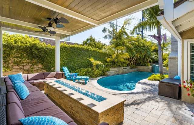 9442 Tiki Circle Gallery 2