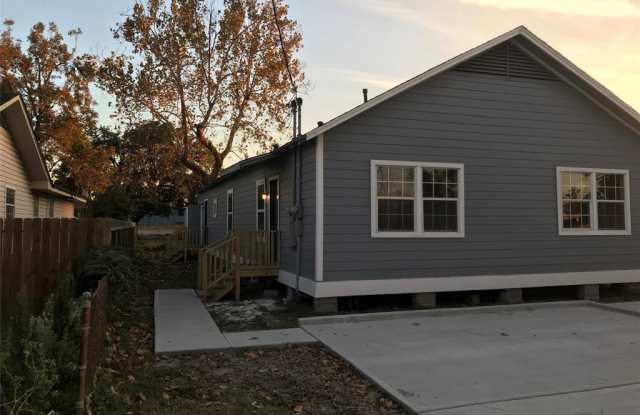 1912 Avenue K - 1912 Avenue K, Galena Park, TX 77547