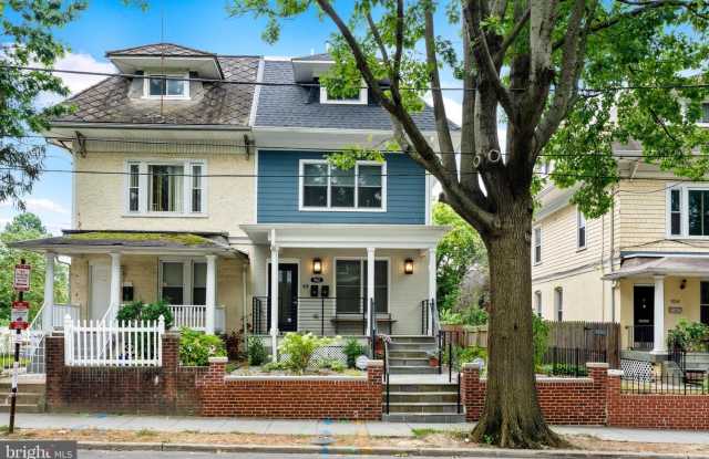 902 WEBSTER ST NW #2 photos photos