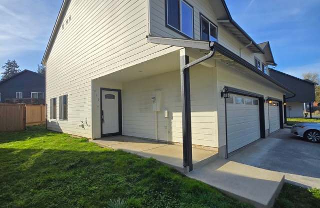 3 Bedroom 2.5 Bathroom in Winlock photos photos