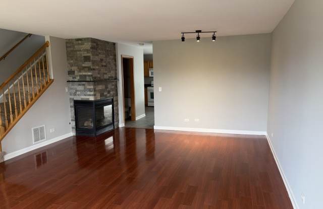 14638 Patriot Square Drive W Gallery 2