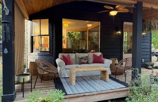 Beautiful home downtown Coeur D Alene photos photos