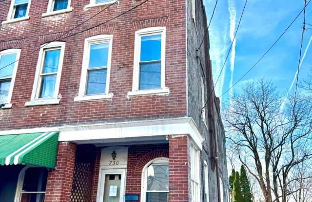 FOUR BEDROOM End of Row - 730 North 2nd Street, Allentown, PA 18102