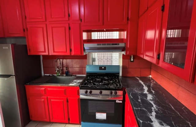 9311 Foster Avenue photos photos