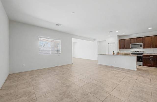 25273 West Atlanta Avenue Gallery 1