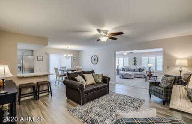 9609 E CEDARWOOD Drive Gallery 4