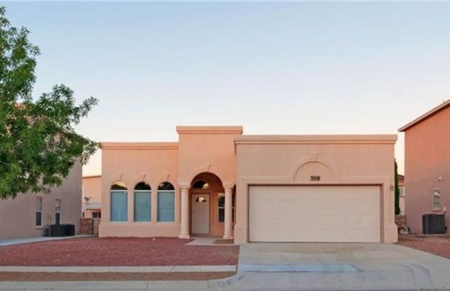 Lovely 4 bedroom inEast Side El Paso!! photos photos