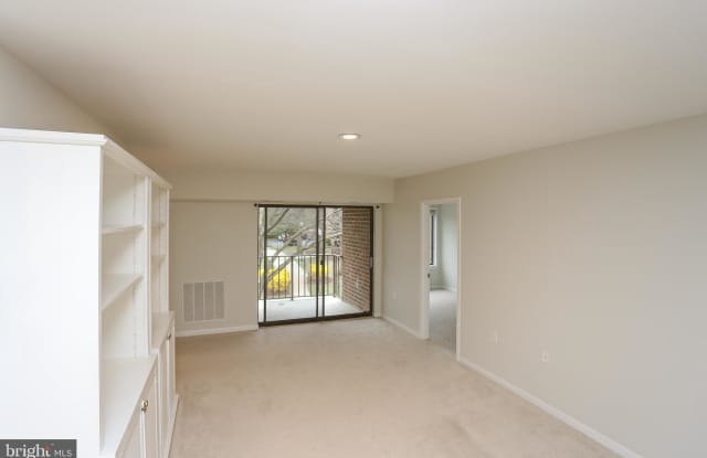 18 SILVERWOOD CIRCLE Gallery 4