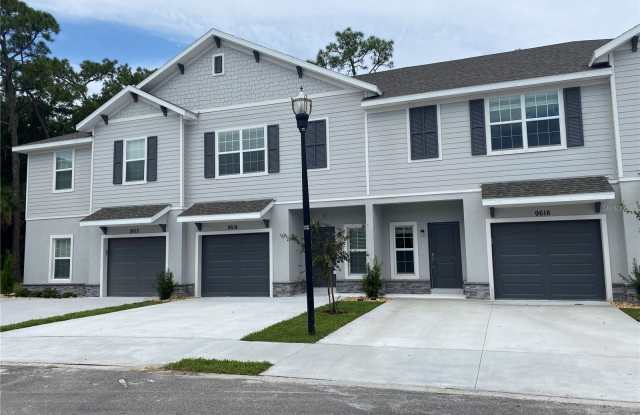 9616 SWEETWELL PLACE - 9616 Sweetwell Place, Riverview, FL 33569
