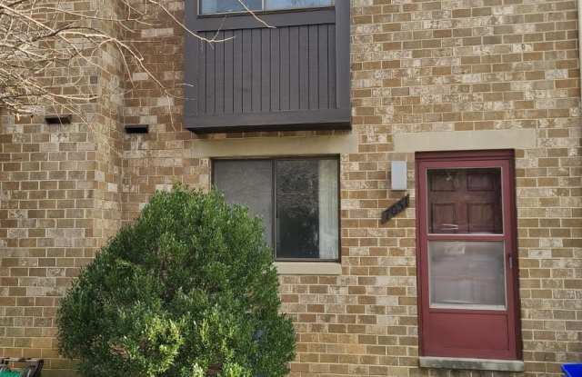 7051 KNIGHTHOOD LANE photos photos