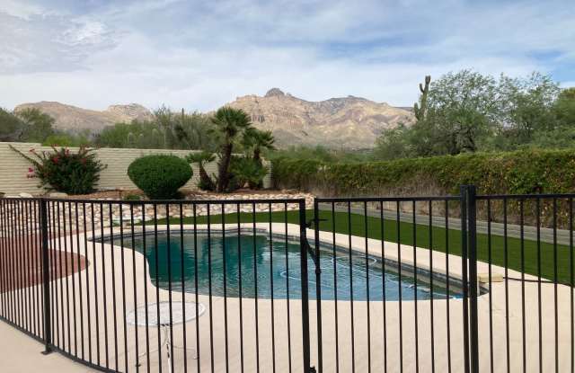 Pool  Mountain Views! photos photos