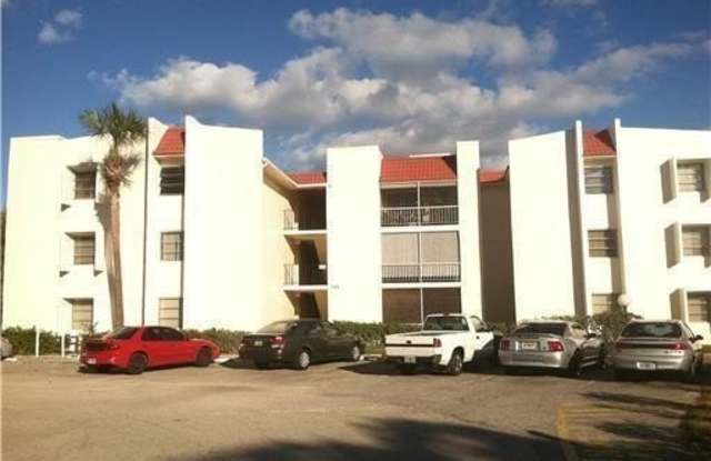 622 NW 13th St - 622 Northwest 13th Street, Boca Raton, FL 33486 622 NW 13th St - 622 Northwest 13th Street, Boca Raton, FL 33486