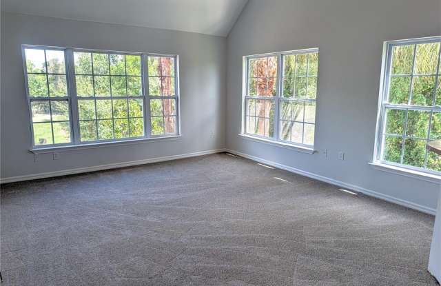 5581 ROSEHILL Road Gallery 2