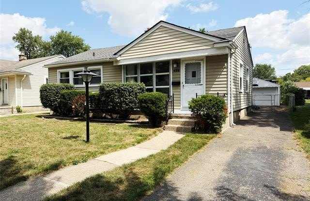 628 N Blair Avenue photos photos