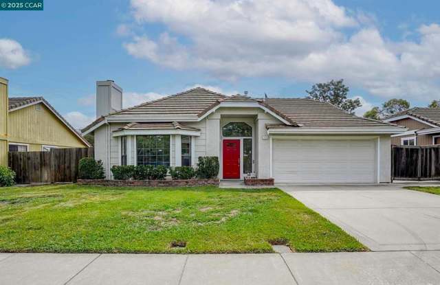 DARLING SINGLE STORY HOME IN GREAT CONCORD NEIGHBORHOOD! UPDATED AND CLEAN WITH FRESH PAINT!! photos photos