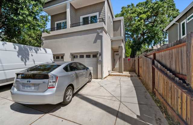 3883 Broadway photos photos