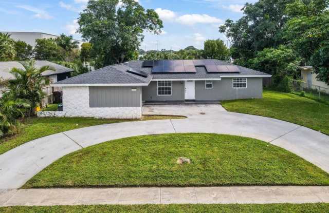 3402 Australian Court - 3402 Australian Court, West Palm Beach, FL 33407