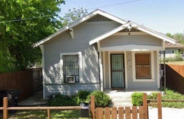 405 N MONUMENTAL - 405 North Monumental Street, San Antonio, TX 78202