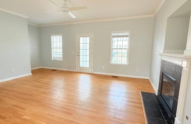 307 Laurel Hill Lane Gallery 3