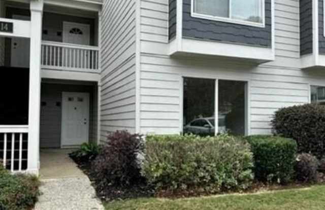 13 Arbor SE photos photos
