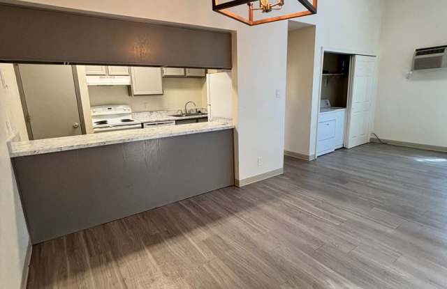 2-Bedroom Unit with Modern Finishes & Gas Fireplace! Available Now! photos photos 2-Bedroom Unit with Modern Finishes & Gas Fireplace! Available Now! photos photos