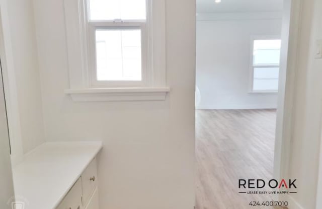 1818 Whitley Ave. Gallery 4