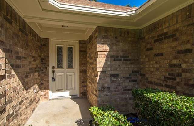 2622 Briarwood Drive Gallery 3