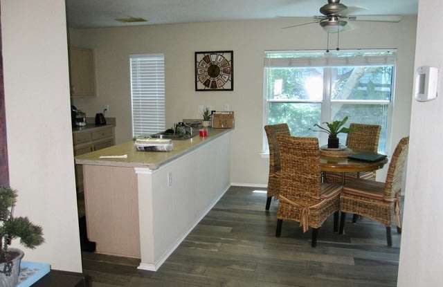115 MCLENNAN OAK Gallery 3