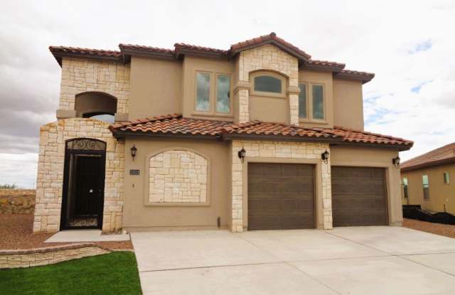 Exquisite Two Story Horizon Home With Refrigerated Air Situated On Cul De Sac Lot In Quiet Neighborhood photos photos