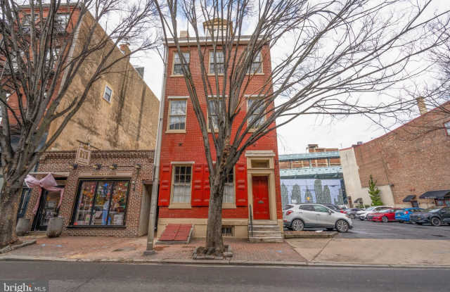 239 RACE Street unit: C - 239 Race Street, Philadelphia, PA 19106