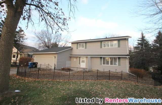 4204 Victoria Street North photos photos