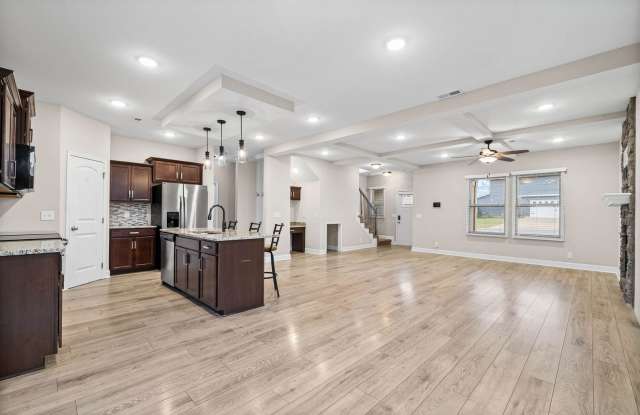 Beautiful 4 bedroom Pet Friendly Home For Rent! - 234 Stone Bluff Way, Clarksville, TN 37040 Beautiful 4 bedroom Pet Friendly Home For Rent! - 234 Stone Bluff Way, Clarksville, TN 37040