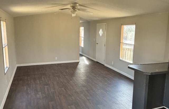 180 Cassidy Lane Gallery 4