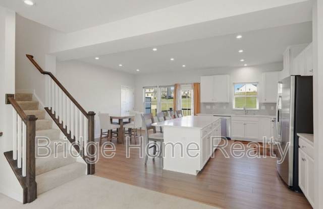 6003 Lampl Lane Gallery 4