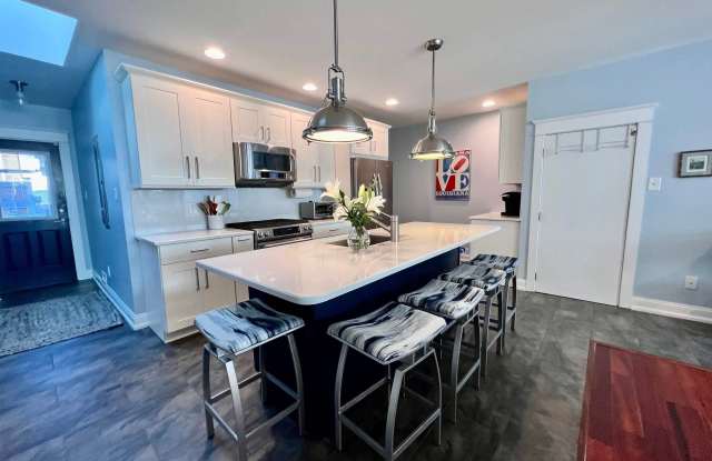 7903 Atlantic Ave photos photos