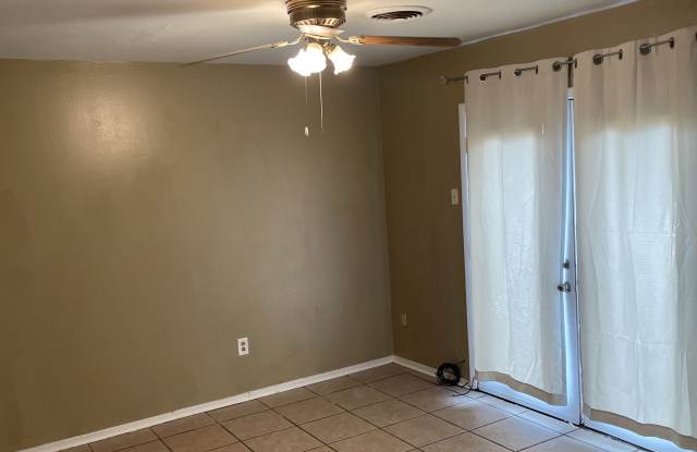 2913 Wytchwood Dr photos photos