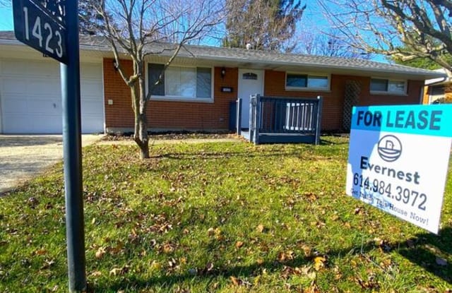 1423 Marty Dr - 1423 Marty Drive, Reynoldsburg, OH 43068