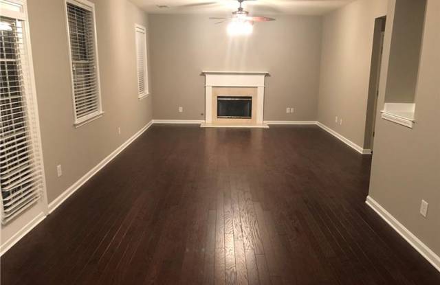 1450 Lady Slipper Court NW Gallery 4