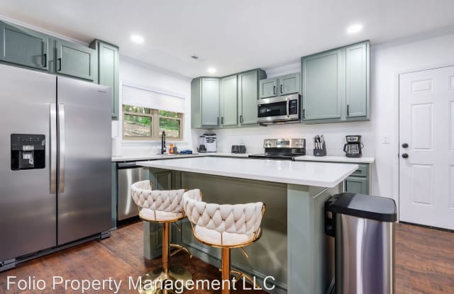2222 Iytle Street SE - 2222 Lytle Street Southeast, Huntsville, AL 35801